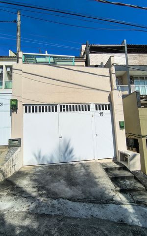 Casa de condomínio à venda com 250m², 3 quartos e 1 vagaFachada