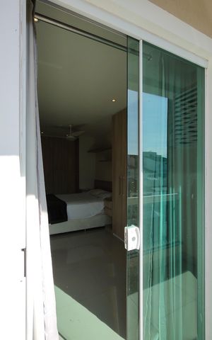 Casa de condomínio à venda com 250m², 3 quartos e 1 vagaVaranda da Suíte 3