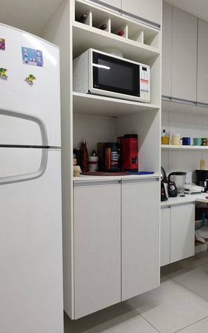 Casa de condomínio à venda com 250m², 3 quartos e 1 vaga Casa de condomínio à venda com 250m², 3 quartos e 1 vagaCozinha - Armários