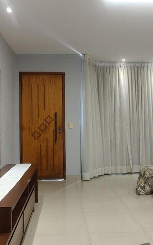 Casa de condomínio à venda com 250m², 3 quartos e 1 vaga Casa de condomínio à venda com 250m², 3 quartos e 1 vagaSala