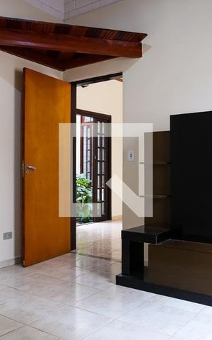 Casa à venda com 200m², 4 quartos e 2 vagas