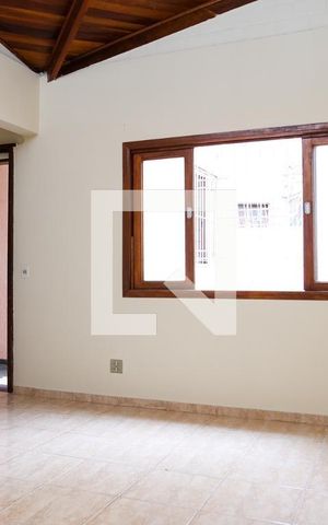 Casa à venda com 200m², 4 quartos e 2 vagas