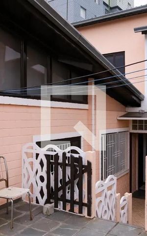 Casa à venda com 200m², 4 quartos e 2 vagas