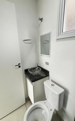 Apartamento para alugar com 50m², 2 quartos e 1 vaga Apartamento para alugar com 50m², 2 quartos e 1 vagaBanheiro da Suíte