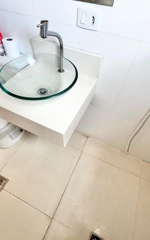 Apartamento à venda com 70m², 2 quartos e 1 vaga Apartamento à venda com 70m², 2 quartos e 1 vagaBanheiro