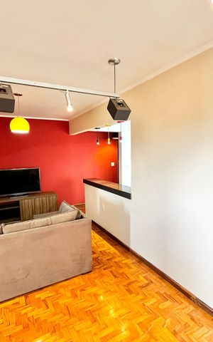 Apartamento à venda com 70m², 2 quartos e 1 vaga Apartamento à venda com 70m², 2 quartos e 1 vagaSala