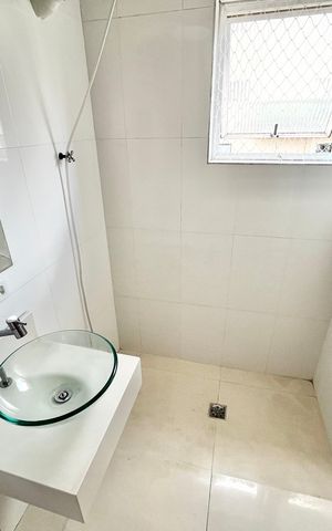 Apartamento à venda com 70m², 2 quartos e 1 vaga Apartamento à venda com 70m², 2 quartos e 1 vagaBanheiro