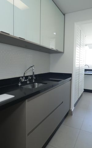 Apartamento à venda com 111m², 2 quartos e 2 vagasCozinha