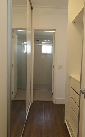 Apartamento à venda com 111m², 2 quartos e 2 vagasCloset da Suíte 2