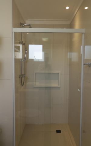 Apartamento à venda com 111m², 2 quartos e 2 vagasBanheiro da Suíte 1