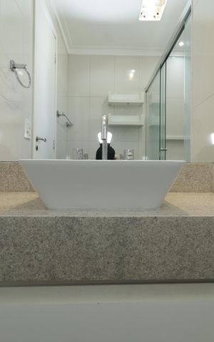 Apartamento à venda com 111m², 2 quartos e 2 vagasBanheiro da Suíte 2