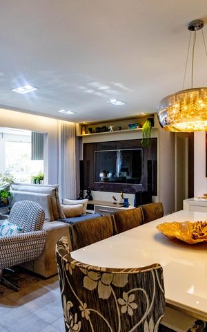 Apartamento à venda com 105m², 3 quartos e 2 vagas Apartamento à venda com 105m², 3 quartos e 2 vagasSala