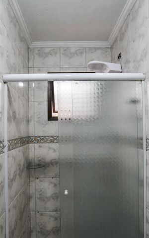Casa à venda com 80m², 3 quartos e sem vaga Casa à venda com 80m², 3 quartos e sem vagaBanheiro da Suíte