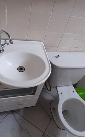 Apartamento à venda com 55m², 2 quartos e 1 vaga Apartamento à venda com 55m², 2 quartos e 1 vagaBanheiro