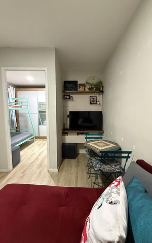 Studio para alugar com 28m², 1 quarto e sem vaga Studio para alugar com 28m², 1 quarto e sem vagaSala/cozinha