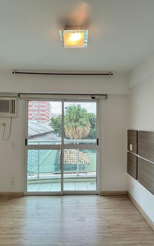 Apartamento à venda com 93m², 2 quartos e 1 vaga Apartamento à venda com 93m², 2 quartos e 1 vagaSuíte