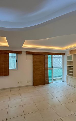 Apartamento à venda com 93m², 2 quartos e 1 vaga Apartamento à venda com 93m², 2 quartos e 1 vagaVaranda da Sala