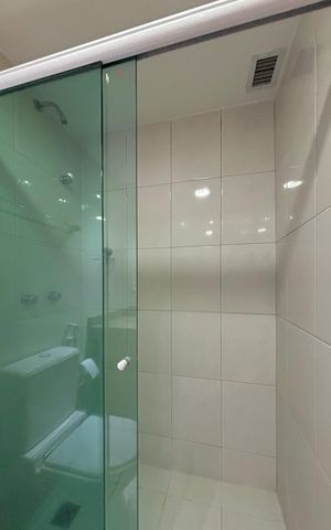 Apartamento à venda com 93m², 2 quartos e 1 vaga Apartamento à venda com 93m², 2 quartos e 1 vagaBanheiro social