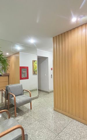 Apartamento à venda com 93m², 2 quartos e 1 vaga Apartamento à venda com 93m², 2 quartos e 1 vagaPortaria