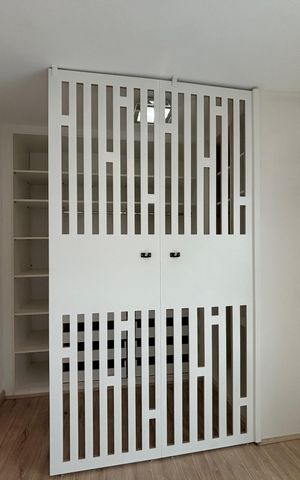 Apartamento à venda com 93m², 2 quartos e 1 vaga Apartamento à venda com 93m², 2 quartos e 1 vagaSuíte