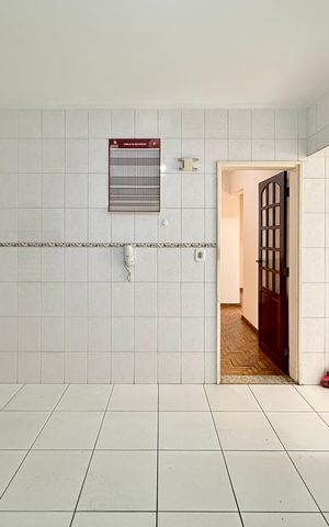 Apartamento à venda com 150m², 3 quartos e 1 vaga Apartamento à venda com 150m², 3 quartos e 1 vagaCozinha