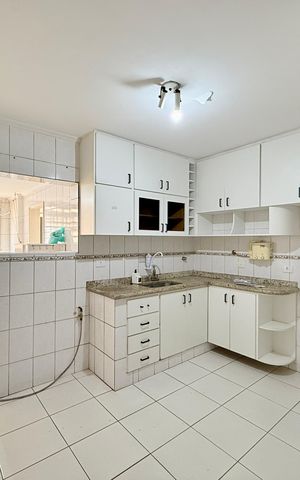 Apartamento à venda com 150m², 3 quartos e 1 vaga Apartamento à venda com 150m², 3 quartos e 1 vagaCozinha