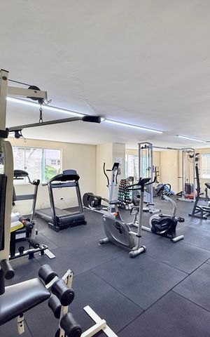 Apartamento à venda com 150m², 3 quartos e 1 vaga Apartamento à venda com 150m², 3 quartos e 1 vagaAcademia