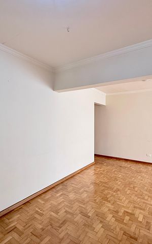 Apartamento à venda com 150m², 3 quartos e 1 vaga Apartamento à venda com 150m², 3 quartos e 1 vagaSala