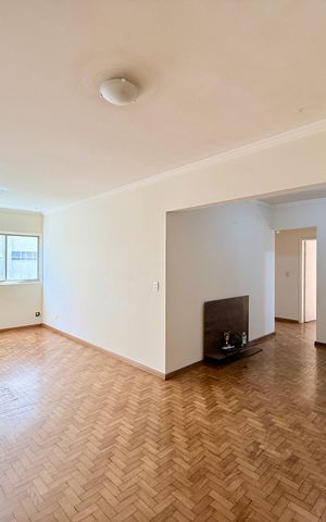 Apartamento à venda com 150m², 3 quartos e 1 vaga Apartamento à venda com 150m², 3 quartos e 1 vagaSala