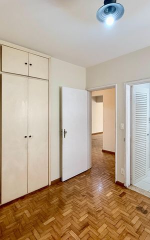 Apartamento à venda com 150m², 3 quartos e 1 vaga Apartamento à venda com 150m², 3 quartos e 1 vagaSuíte