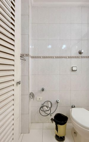 Apartamento à venda com 150m², 3 quartos e 1 vaga Apartamento à venda com 150m², 3 quartos e 1 vagaBanheiro Suíte
