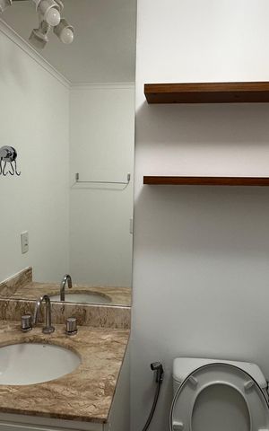 Apartamento para alugar com 48m², 1 quarto e 1 vaga Apartamento para alugar com 48m², 1 quarto e 1 vagaBanheiro social