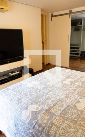Apartamento para alugar com 260m², 3 quartos e 4 vagas