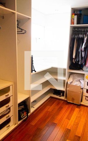 Apartamento para alugar com 260m², 3 quartos e 4 vagas