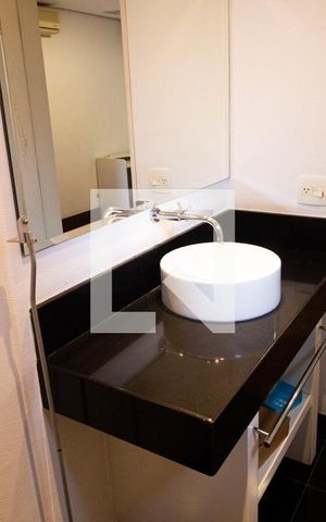 Apartamento para alugar com 260m², 3 quartos e 4 vagas