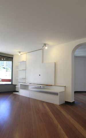 Apartamento para alugar com 190m², 3 quartos e 3 vagasSala