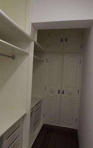 Apartamento para alugar com 190m², 3 quartos e 3 vagasCloset da Suíte  1