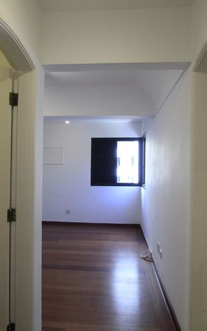 Apartamento para alugar com 190m², 3 quartos e 3 vagasCorredor