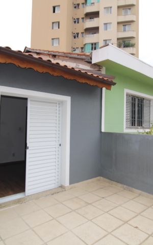 Casa à venda com 100m², 2 quartos e 1 vagaQuarto 2 - Varanda