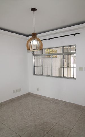 Casa à venda com 100m², 2 quartos e 1 vagaSala