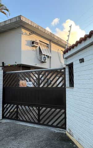 Casa de condomínio para alugar com 148m², 2 quartos e 1 vagaFachada
