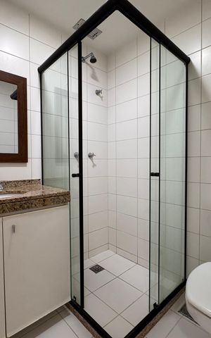 Apartamento à venda com 87m², 2 quartos e 1 vaga Apartamento à venda com 87m², 2 quartos e 1 vagaBanheiro Social