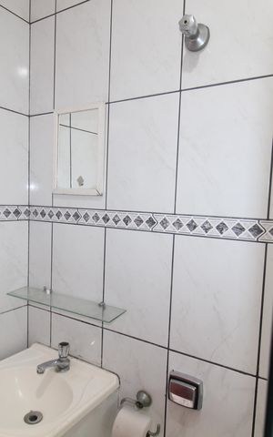 Casa para alugar com 55m², 1 quarto e sem vagaBanheiro