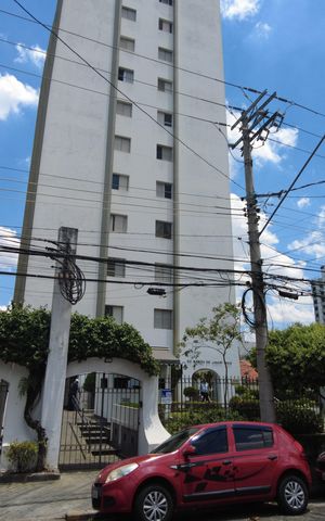 Apartamento à venda com 85m², 3 quartos e 1 vagaFachada