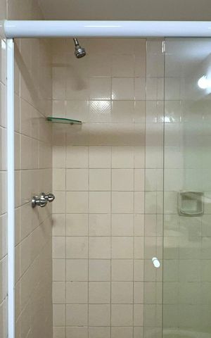 Apartamento à venda com 45m², 1 quarto e 1 vaga Apartamento à venda com 45m², 1 quarto e 1 vagaBanheiro