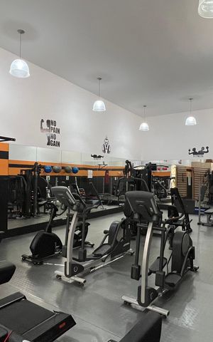 Apartamento à venda com 45m², 1 quarto e 1 vaga Apartamento à venda com 45m², 1 quarto e 1 vagaAcademia