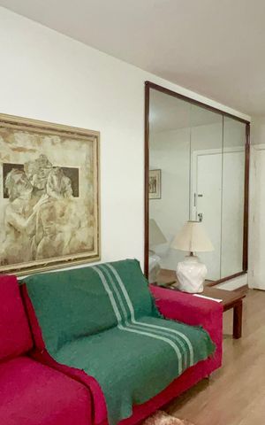 Apartamento à venda com 45m², 1 quarto e 1 vaga Apartamento à venda com 45m², 1 quarto e 1 vagaSala