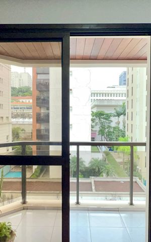 Apartamento à venda com 45m², 1 quarto e 1 vaga Apartamento à venda com 45m², 1 quarto e 1 vagaVaranda