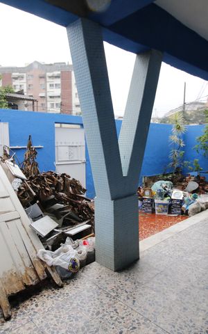 Casa para alugar com 200m², 3 quartos e 3 vagasQuintal 