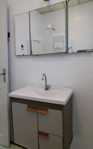 Casa para alugar com 200m², 3 quartos e 3 vagasBanheiro